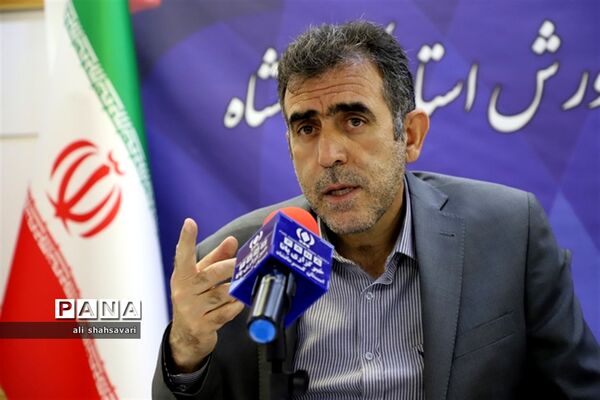 نشست کارشناسان حوزه اطلاع‌رسانی و روابط عمومی با حضور مدیرکل آموزش و پرورش کرمانشاه