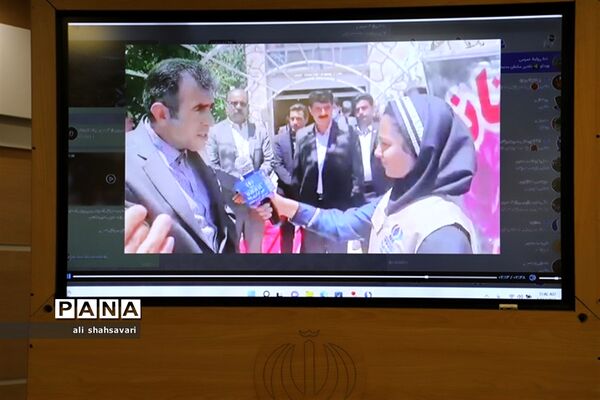 نشست کارشناسان حوزه اطلاع‌رسانی و روابط عمومی با حضور مدیرکل آموزش و پرورش کرمانشاه