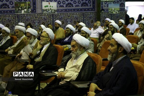 اختتامیه ستاد راویان روحانی راهیان نور در قم