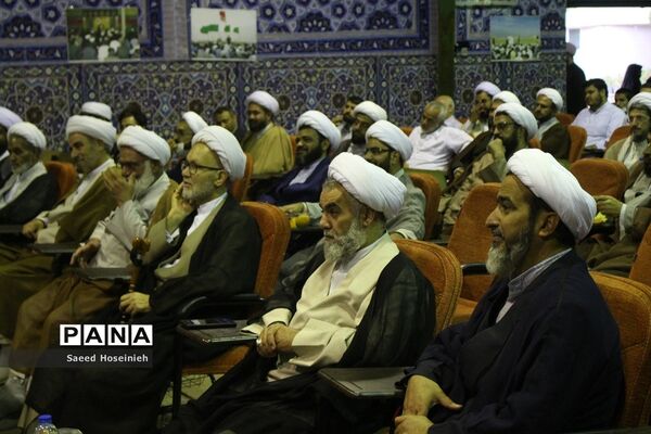اختتامیه ستاد راویان روحانی راهیان نور در قم
