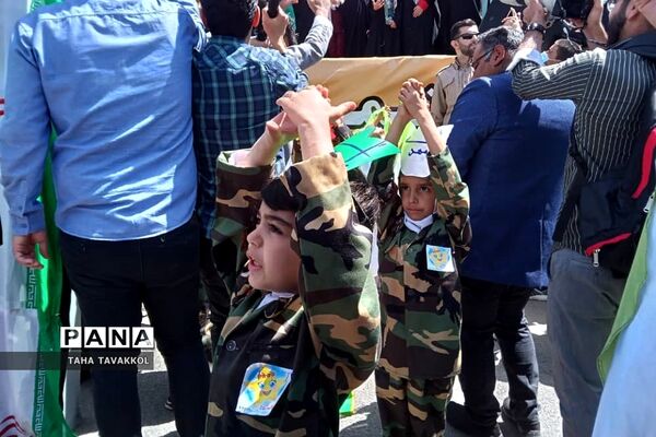 همایش نسل ظهور دربوستان نورالشهدا شهرستان پردیس