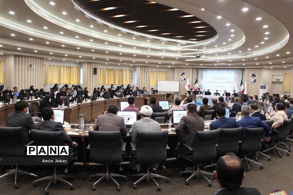 نشست مجمع فرهنگیان بسیجی استان فارس
