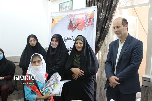 آیین تقدیر از برگزیدگان جشنواره شاد و مدرسه انقلاب در گلوگاه