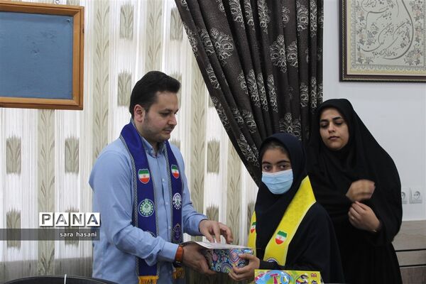 آیین تقدیر از برگزیدگان جشنواره شاد و مدرسه انقلاب در گلوگاه