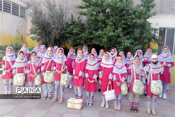 اردوی معنوی و مراسم جشن تکلیف دانش‌آموزان بهارستان‌دو