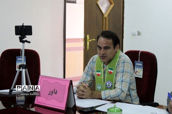 مرحله نیمه نهایی مناظره دختران در مازندران