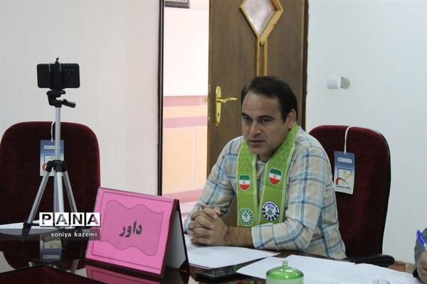 مرحله نیمه نهایی مناظره دختران در مازندران