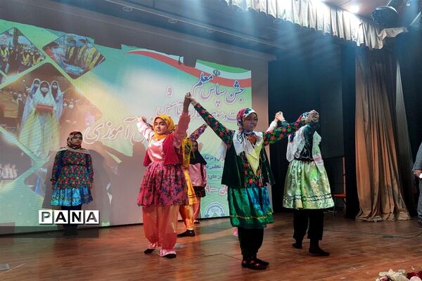 مراسم سالروز تاسیس سازمان دانش‌آموزی استان زنجان