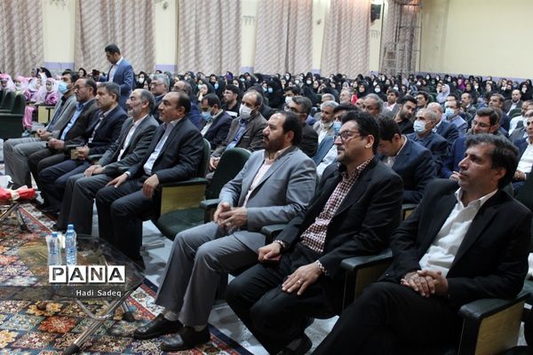 اختتامیه طرح‌ها و برنامه‌های حوزه معاونت آموزش ابتدایی آموزش و پرورش مراغه