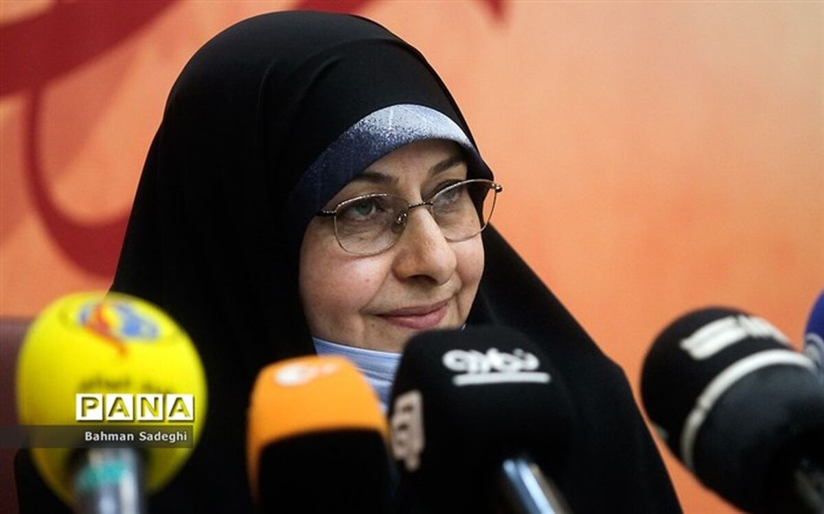 خزعلی: دولت برنامه‌ای منسجم برای حمایت از زنان ناشر و نویسنده دارد
