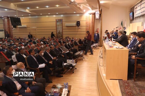 بازدید رئیس کل بانک مرکزی از صنعت استان آذربایجان آذربایجان شرقی