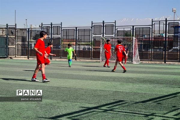 برگزاری مسابقات ۶ جانبه فوتبال به‌مناسبت آزادی خرمشهر در تهران