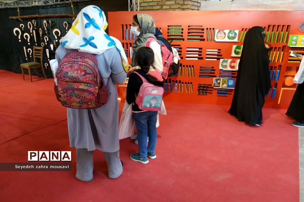 فروش ۱۴۰ میلیاردی کتاب تا پایان روز نهم