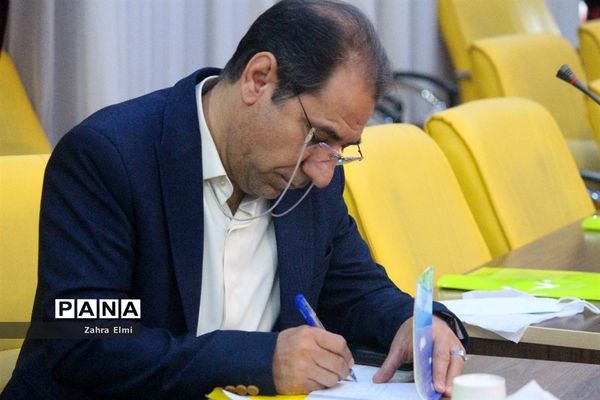 اولین روز گردهمایی روسای ادارات اطلاع‌رسانی و روابط عمومی آموزش و پرورش استان‌های سراسر کشور در تبریز