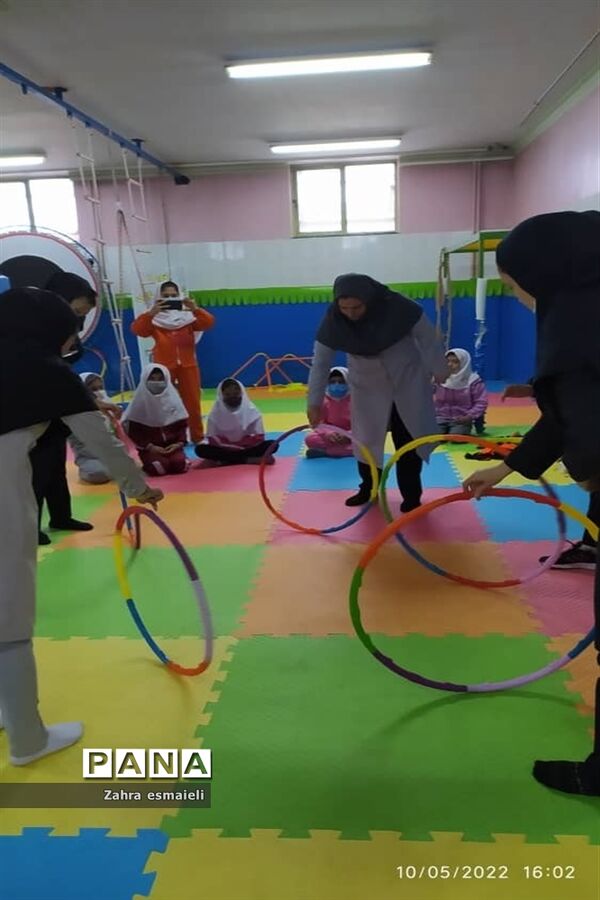 برگزاری دوره ضمن خدمت توانمند‌سازی آموزگاران مدارس پویای شهرستان قرچک