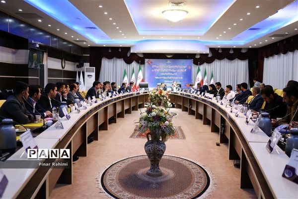 گردهمایی کارشناسان روابط عمومی نواحی و مناطق آموزش و پرورش استان آذربایجان شرقی