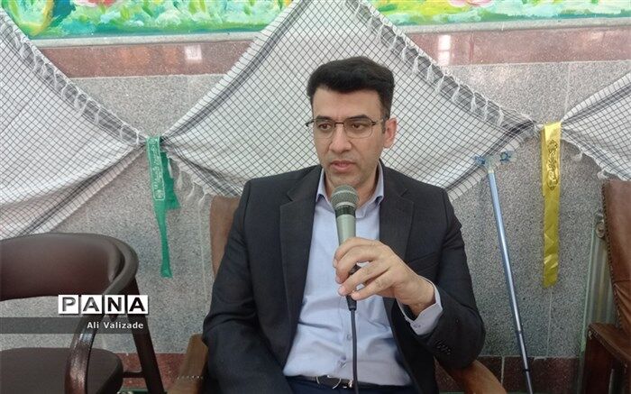 شهدا، سرمایه‌های اجتماعی کشور هستند