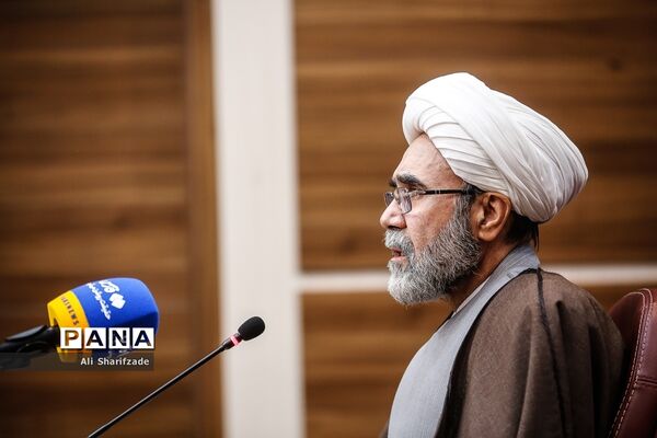 جلسه ستاد هفته بازخوانی و افشای حقوق بشر آمریکایی و بزرگداشت شهدای هفتم تیر