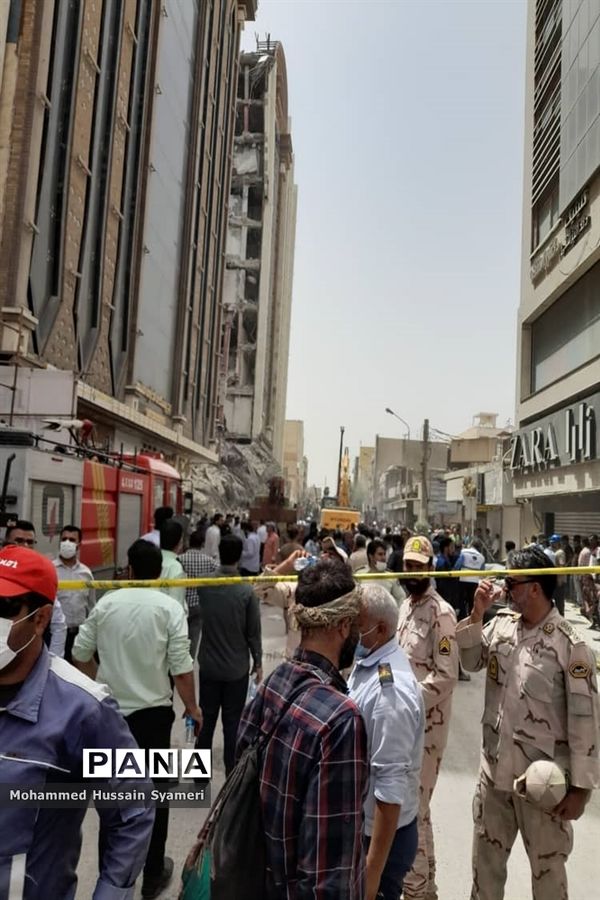 ریزش ساختمان متروپل در آبادان