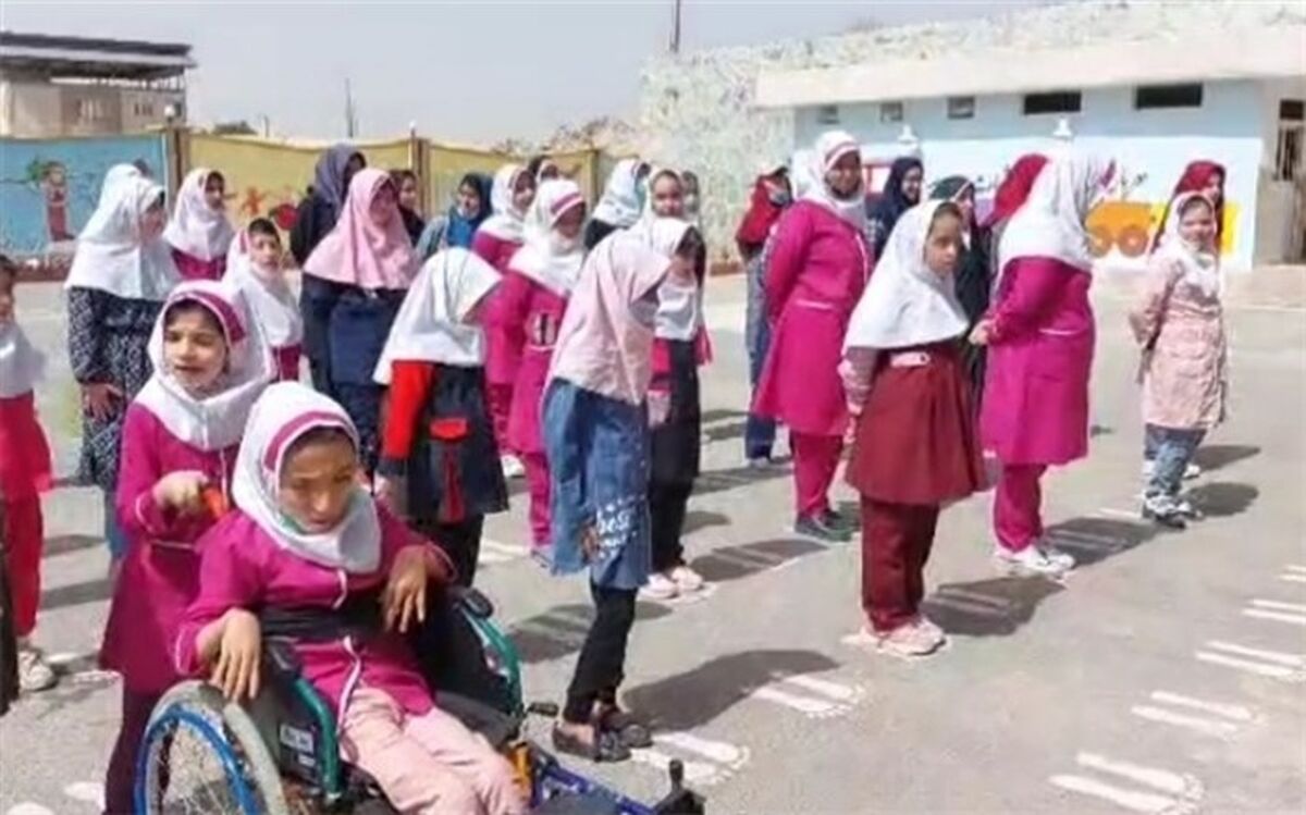 پویش« سلام فرمانده» در مدارس استثنایی شور ملی و عاطفی برای دانش‌آموزان ایجاد کرد/فیلم