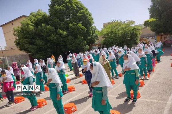 برگزاری جشن تکلیف دانش‌آموزان  مدرسه شهیدبنت‌الهدی شهرستان فیروزکوه