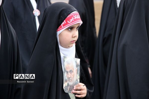 آیین تجلیل از رزمندگان هشت سال دفاع مقدس در شهرستان اسلامشهر