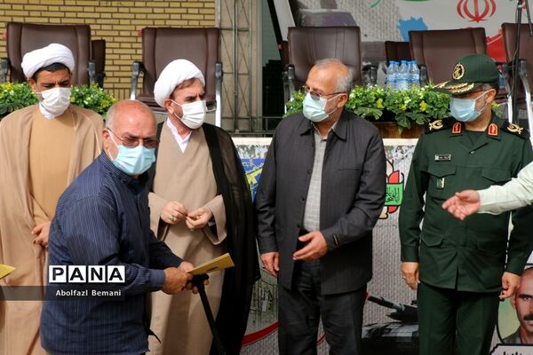 صبحگاه مشترک نیروهای مسلح قم در  سوم خرداد-2