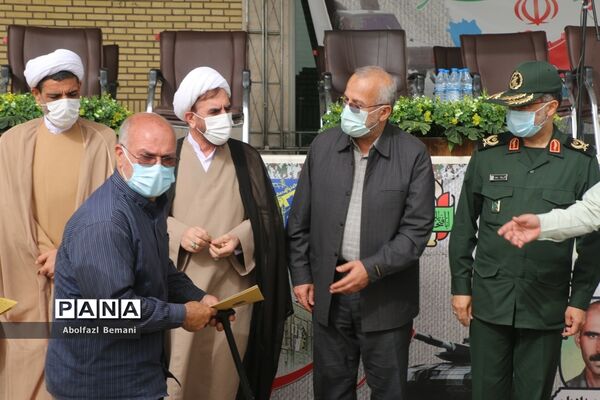 صبحگاه مشترک نیروهای مسلح قم در  سوم خرداد-2