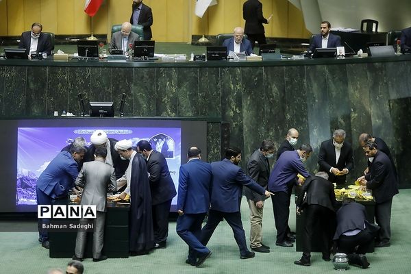 انتخابات هیأت رییسه مجلس یازدهم