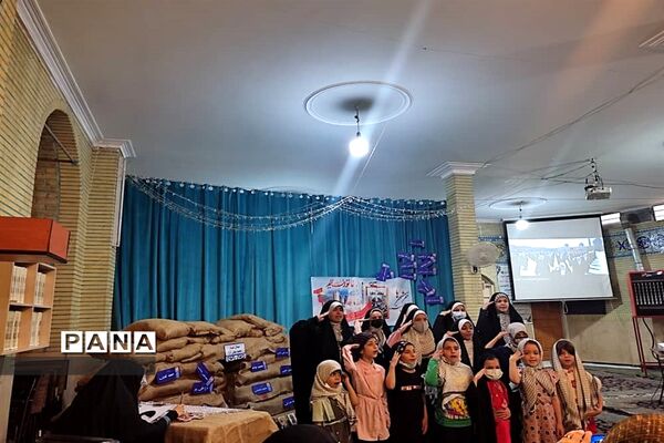 یادواره آزادسازی خرمشهر و اجرای سرود سلام فرمانده در مسجد المهدی