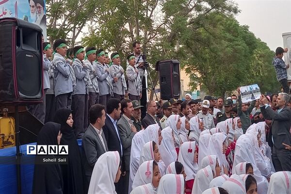 اجتماع دهه نودی‌های خلیل آبادی