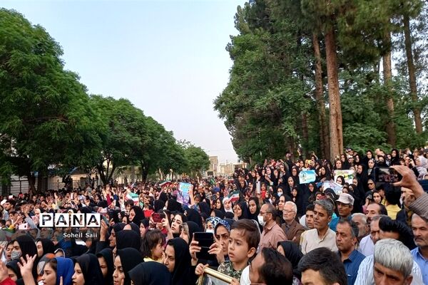 اجتماع دهه نودی‌های خلیل آبادی