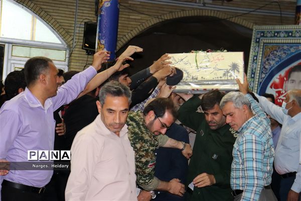 مراسم وداع با پیکر شهید گمنام‌ تازه تفحص شده در امیدیه