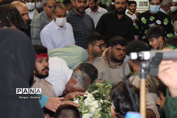 مراسم وداع با پیکر شهید گمنام‌ تازه تفحص شده در امیدیه