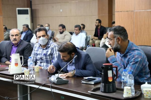نشست تخصصی تبیین برنامه‌های حوزه اشتغال و خودکفایی کمیته امداد امام خمینی (ره) خوزستان