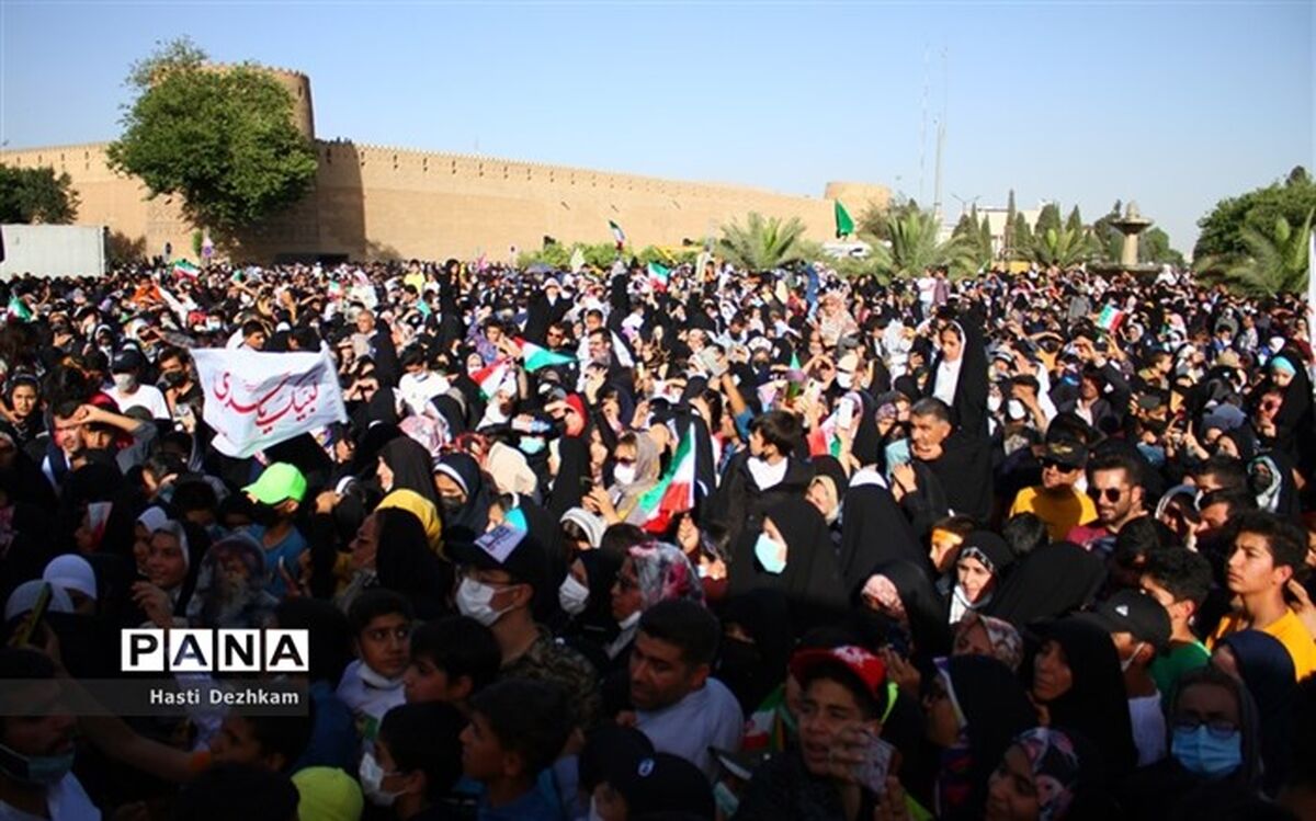 دانش‌آموزان شیرازی بار دیگر حماسه آفریدند 