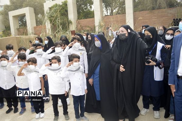 نخستین کنگره شهدای فرهنگی و دانش‌آموز استان بوشهر (1)