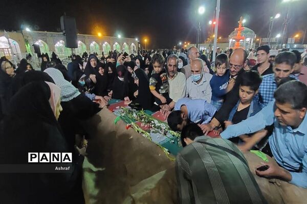 مراسم تشییع شهدای گمنام در استان مقدس امام‌زاده سلطان سید علی (ع ) نایین