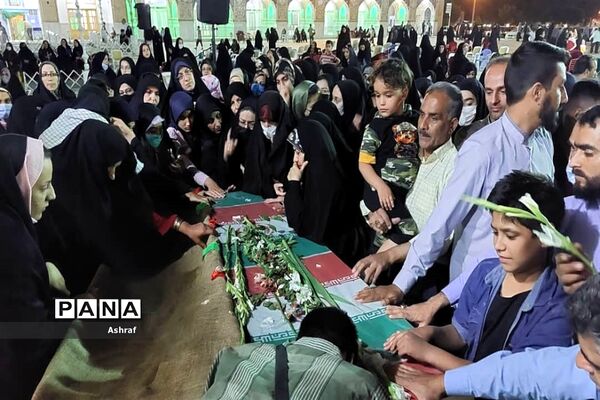 مراسم تشییع شهدای گمنام در استان مقدس امام‌زاده سلطان سید علی (ع ) نایین