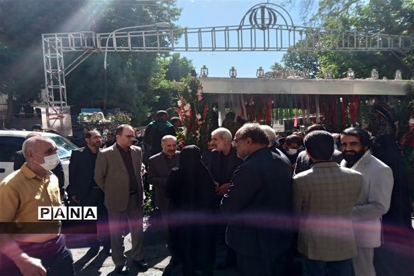 بدرقه شهدای دانش‌آموز