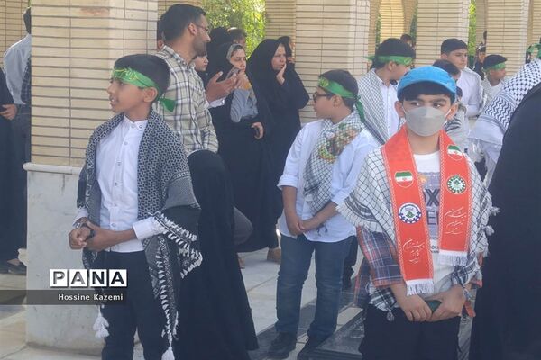 طنین نوای «سلام فرمانده» در گلزار شهدای داراب