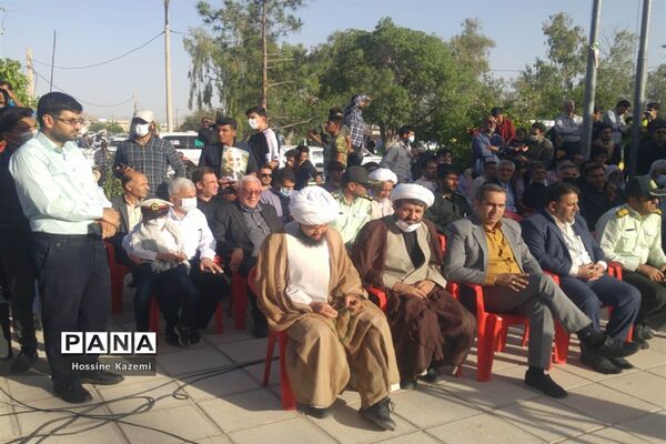 طنین نوای «سلام فرمانده» در گلزار شهدای داراب