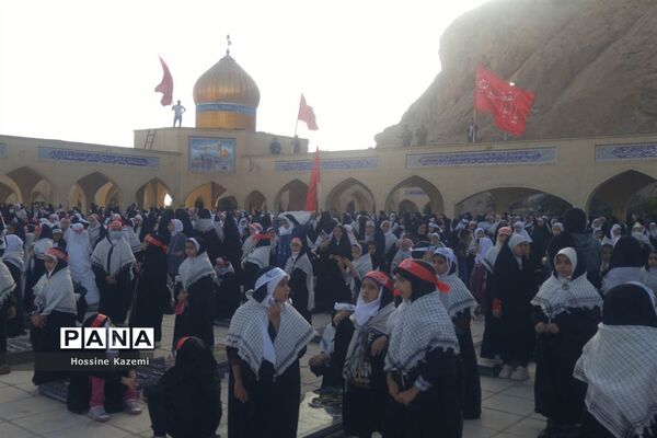 طنین نوای «سلام فرمانده» در گلزار شهدای داراب