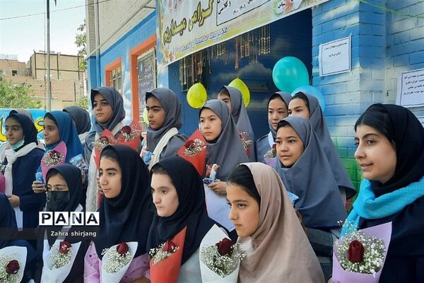 ولادت حضرت معصومه (س) روز دختردر شهرستان بهارستان