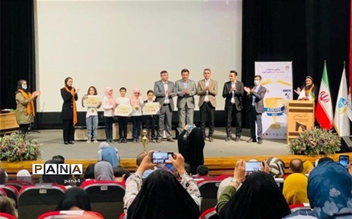 افتخارآفرینی دانش‌آموزان پژوهش‌سرای آفرینش منطقه 4 شهر تهران در مسابقات علمی کید کد