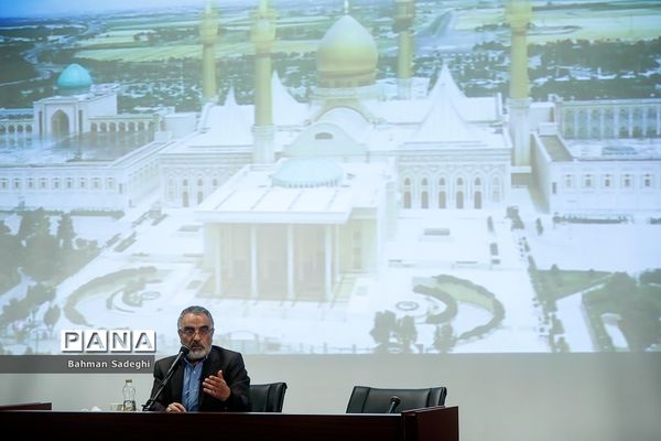 دیدار اعضای ستاد مرکزی سالگرد بزرگداشت حضرت امام خمینی (س) با حجت الاسلام  سید حسن خمینی