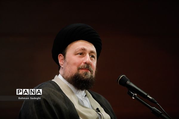 دیدار اعضای ستاد مرکزی سالگرد بزرگداشت حضرت امام خمینی (س) با حجت الاسلام  سید حسن خمینی