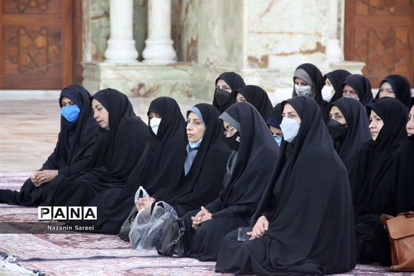 نشست بصیرتی جهاد تبیین درحرم امام خمینی(ره)