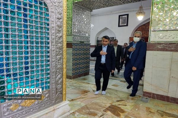 ادای احترام و آیین غبارروبی مزارشهدا در سفر استانی وزیر آموزش و‌ پرورش به خراسان شمالی