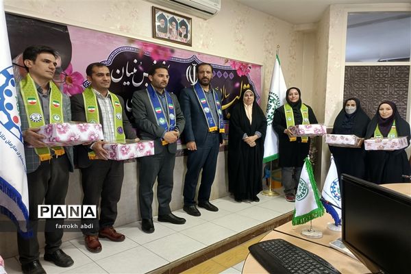 مراسم تجلیل از مربیان فعال پیشتاز سازمان دانش‌آموزی شهرستان قدس